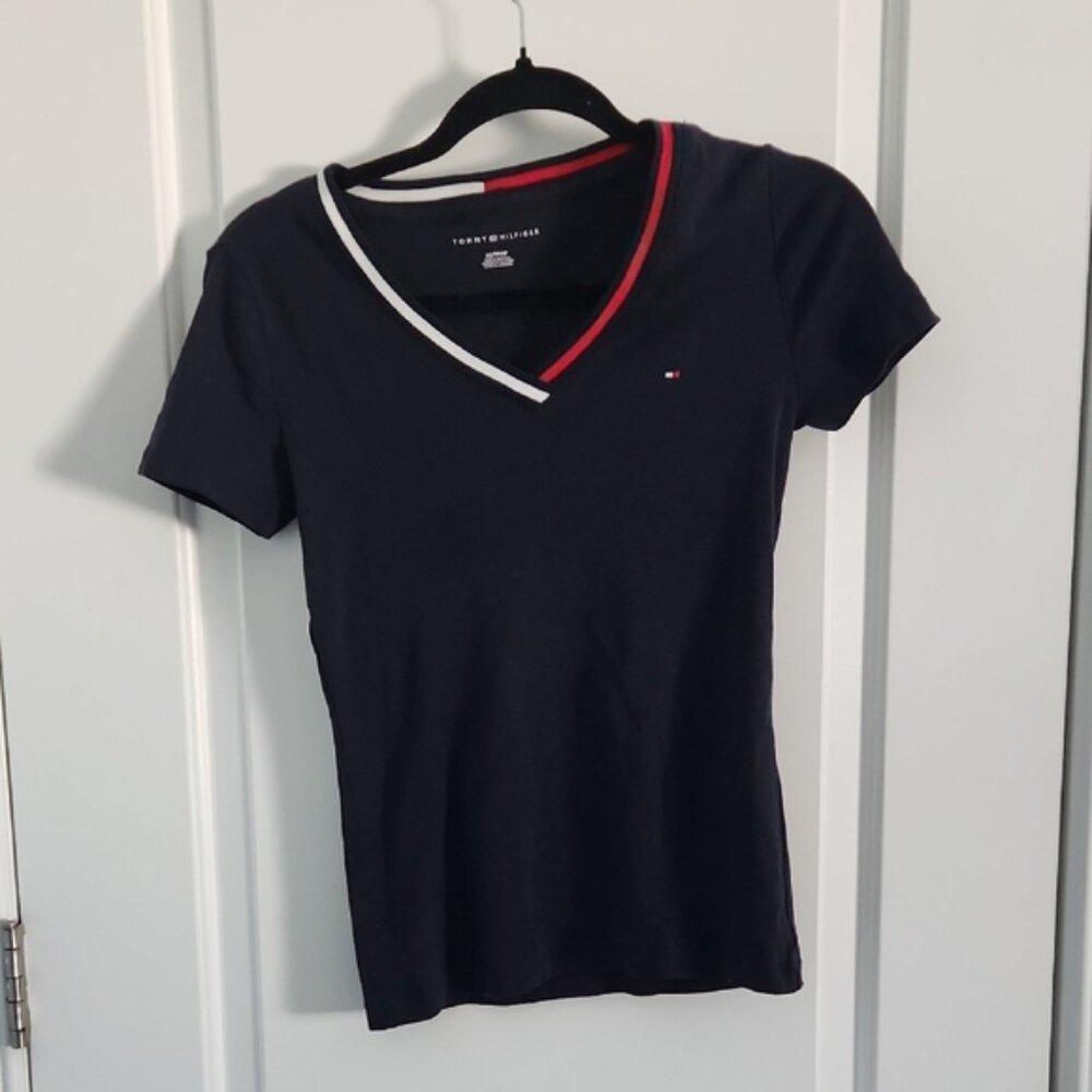 Tommy Hilfiger Women's Navy V-Neck Tee with Red and White Trim